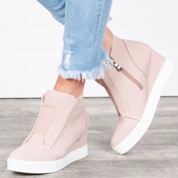 Blush Wedge Sneaker NIB - Picture 4 of 7